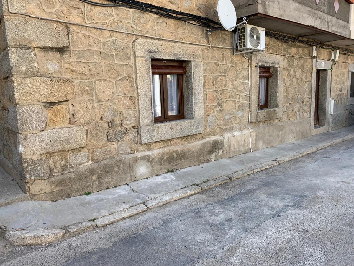 Casa De Vacaciones El Naranjo Piedralaves Eksteriør billede