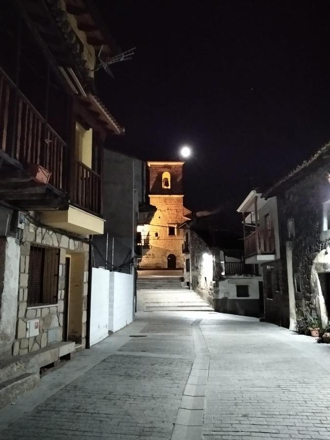 Casa De Vacaciones El Naranjo Piedralaves Eksteriør billede